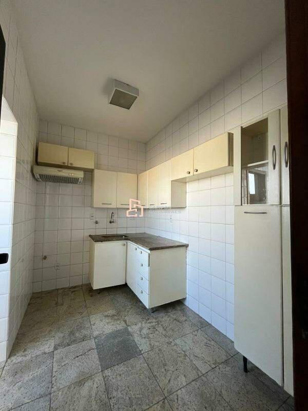 Apartamento, Carlos Prates, 2 Quartos, 1 Vaga