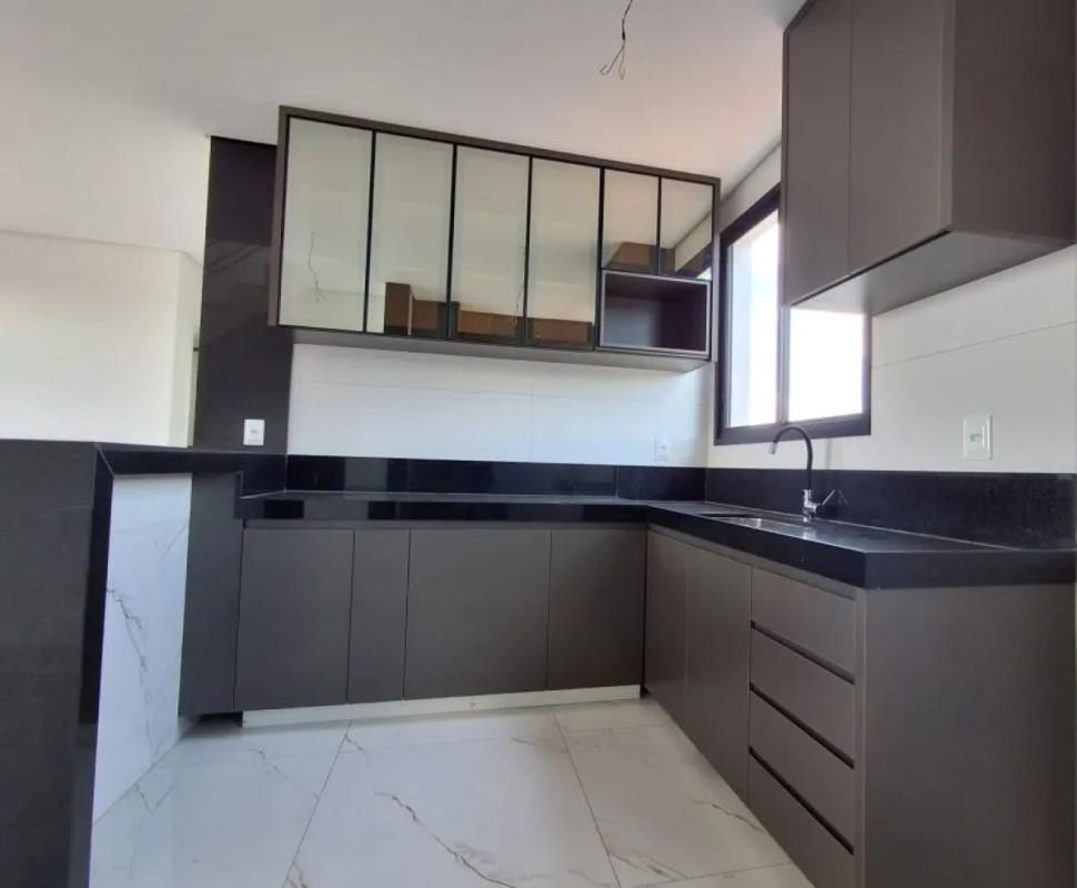 Cobertura, Planalto, 4 Quartos, 2 Vagas, 2 Suítes