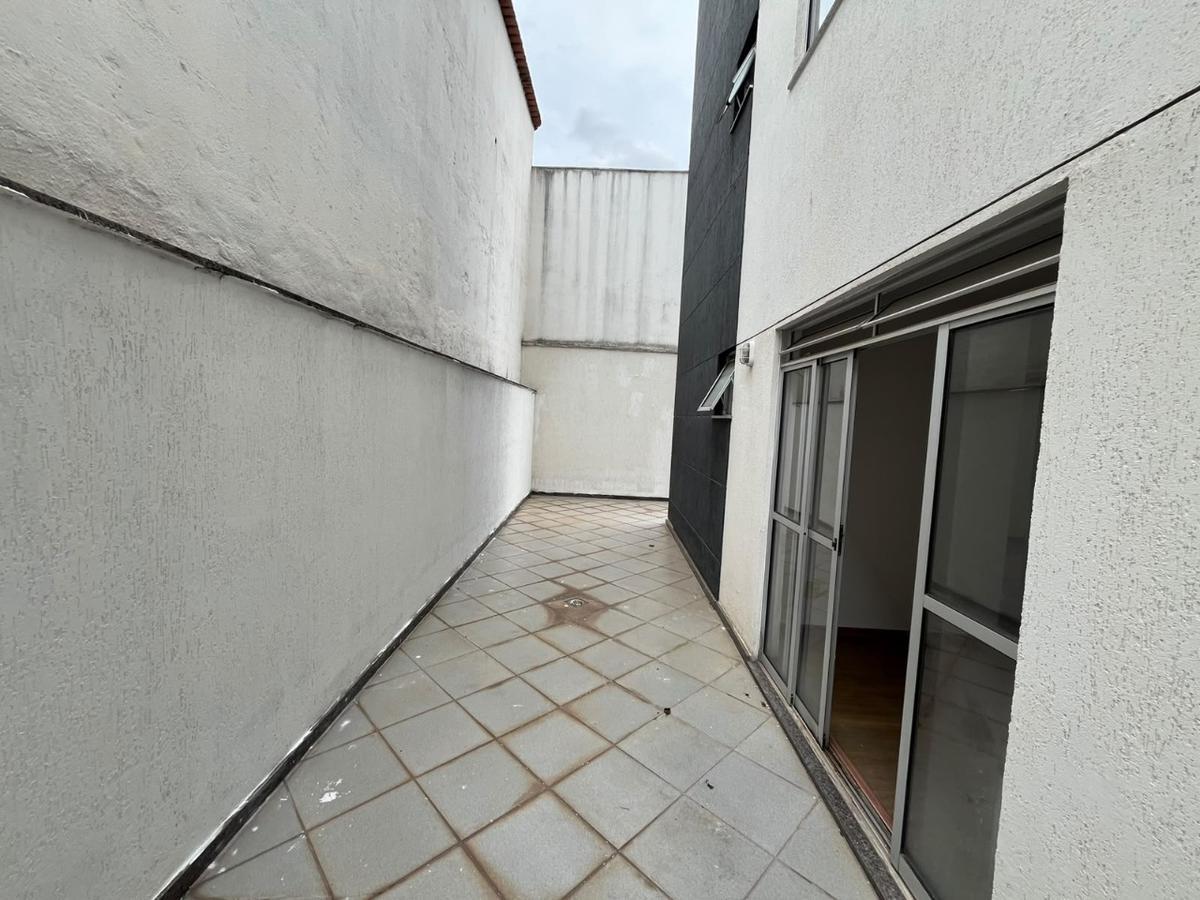 Apartamento, Nova Floresta, 2 Quartos, 1 Vaga
