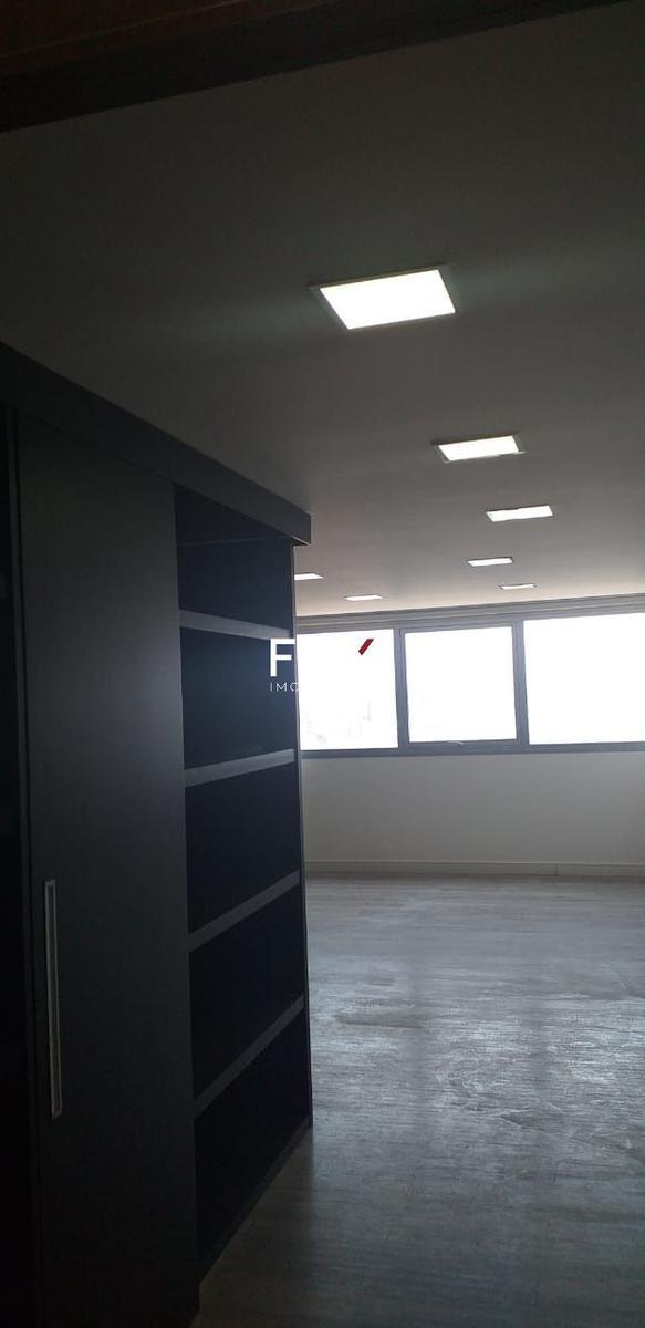 Sala, Estoril, 0 Quarto, 1 Vaga