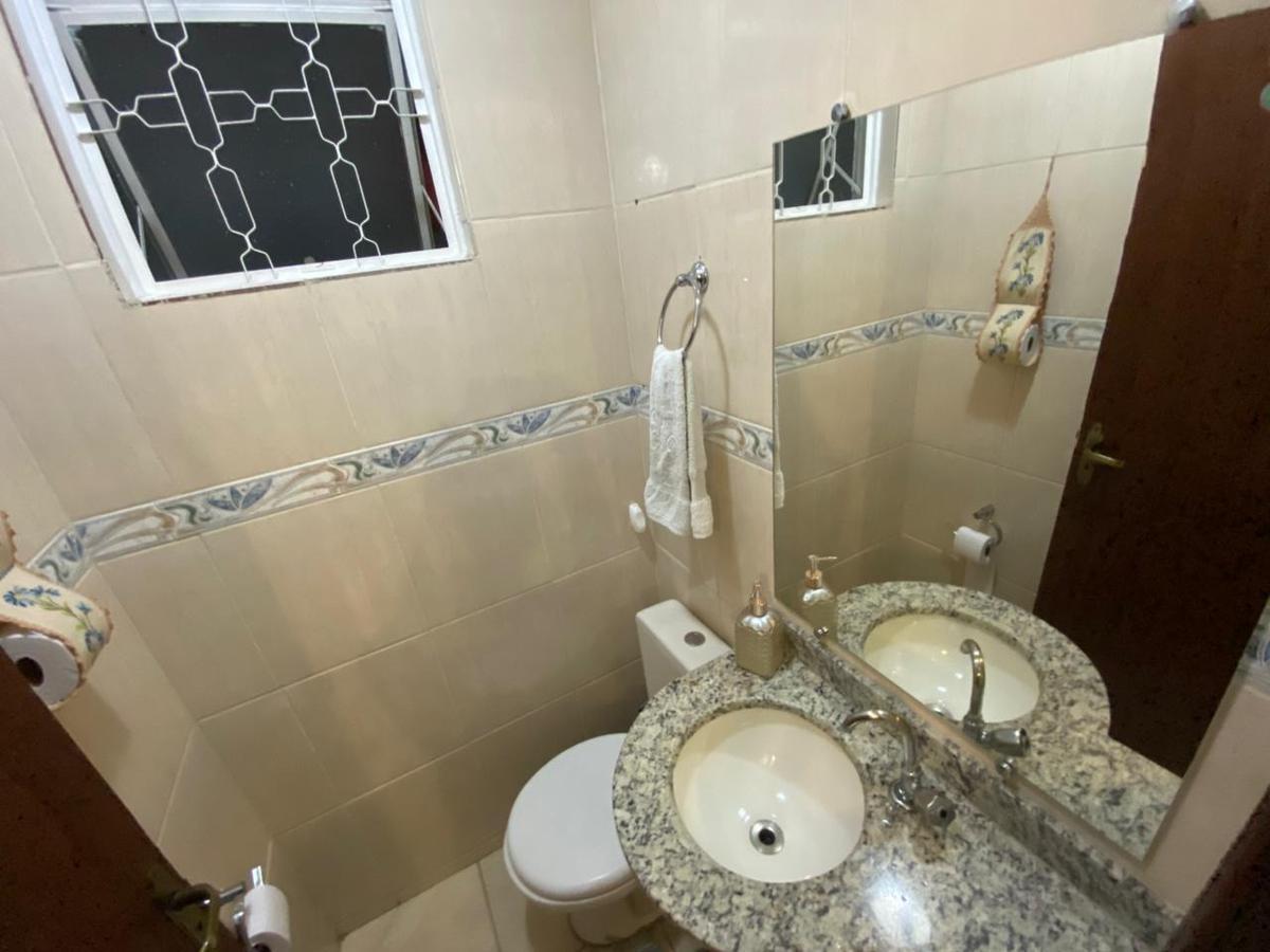 Casa, Santa Branca, 2 Quartos, 2 Vagas, 2 Suítes