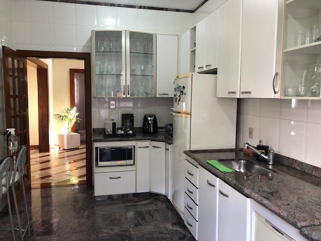 Casa, Ouro Preto, 5 Quartos, 4 Vagas, 3 Suítes