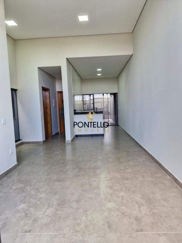 Casa, Jardim Arizona, 3 Quartos, 2 Vagas, 1 Suíte