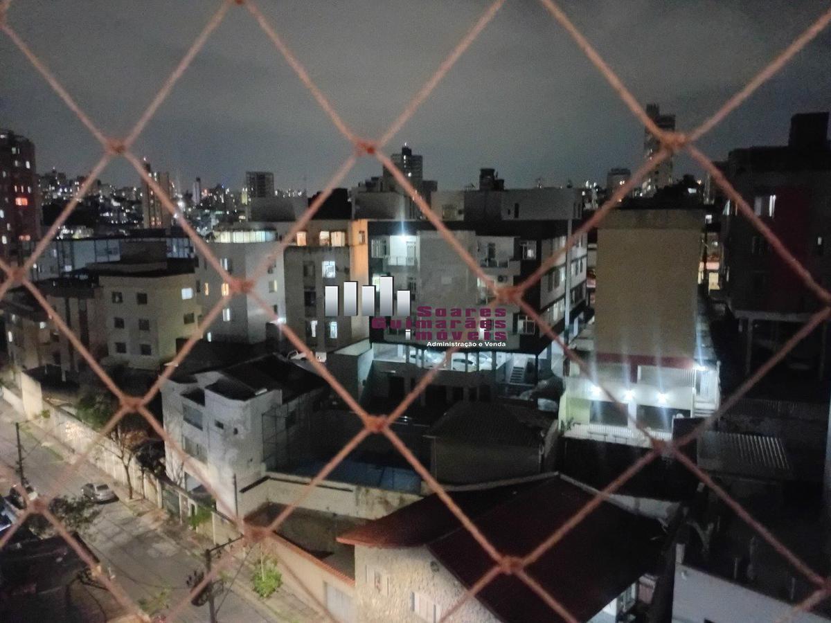 Apartamento, Sagrada Família, 2 Quartos, 1 Vaga, 1 Suíte