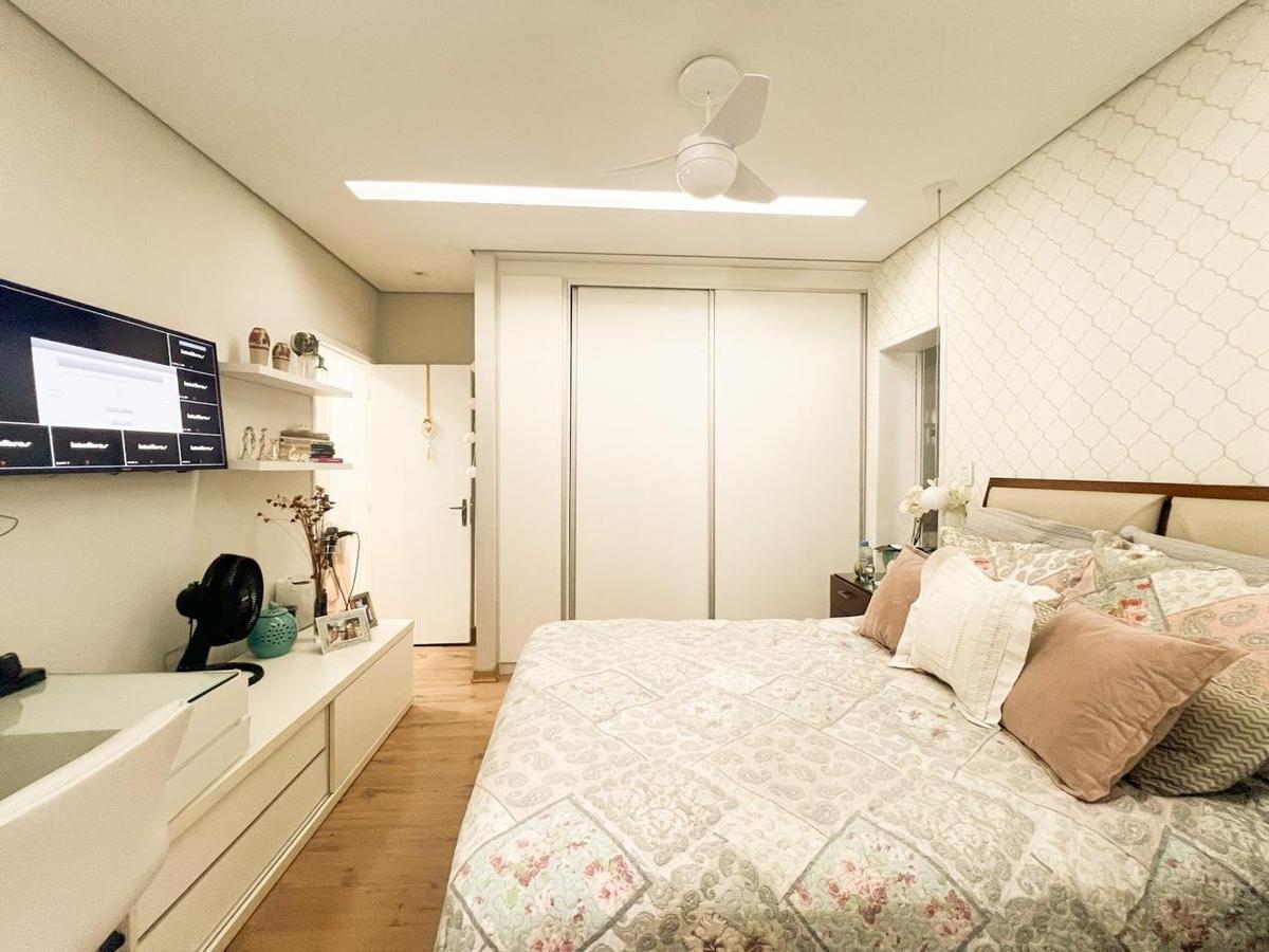 Casa, Serrano, 2 Quartos, 3 Vagas, 2 Suítes