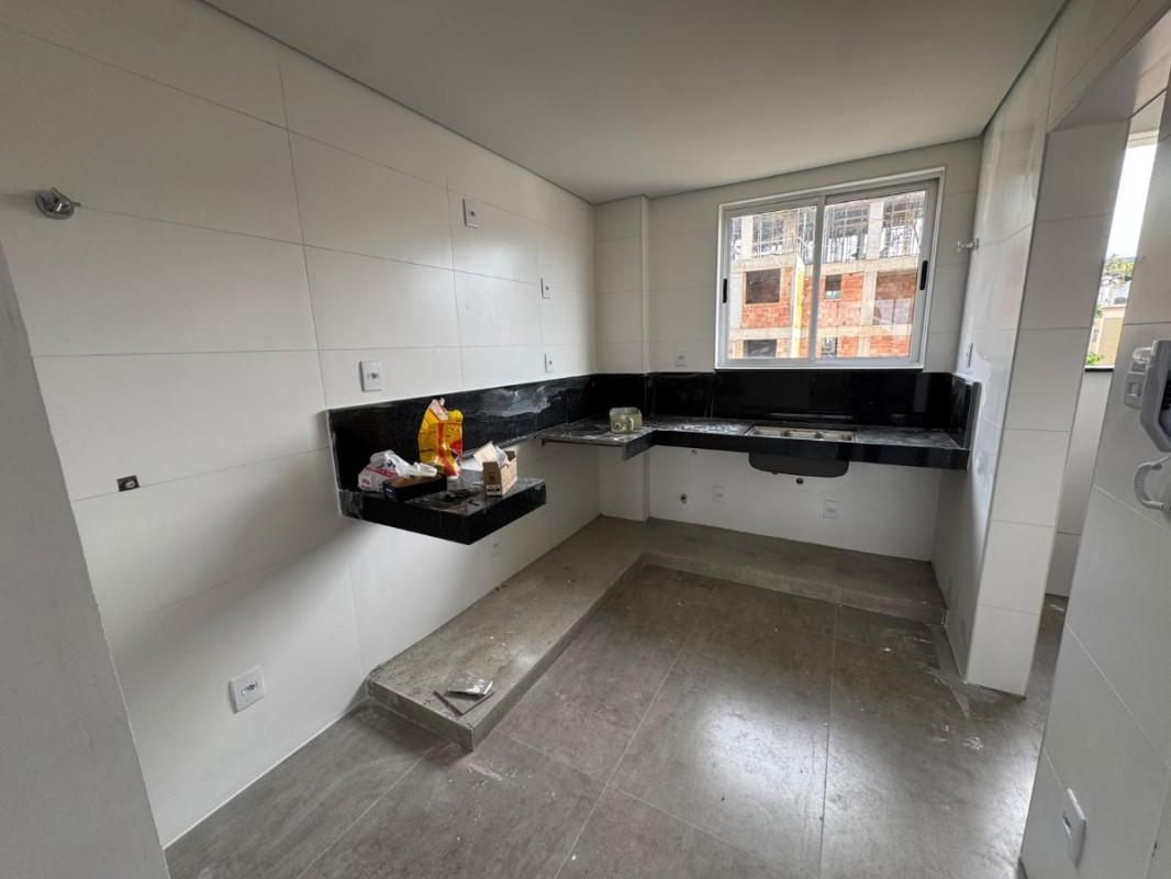 Apartamento, Colégio Batista, 3 Quartos, 2 Vagas, 1 Suíte