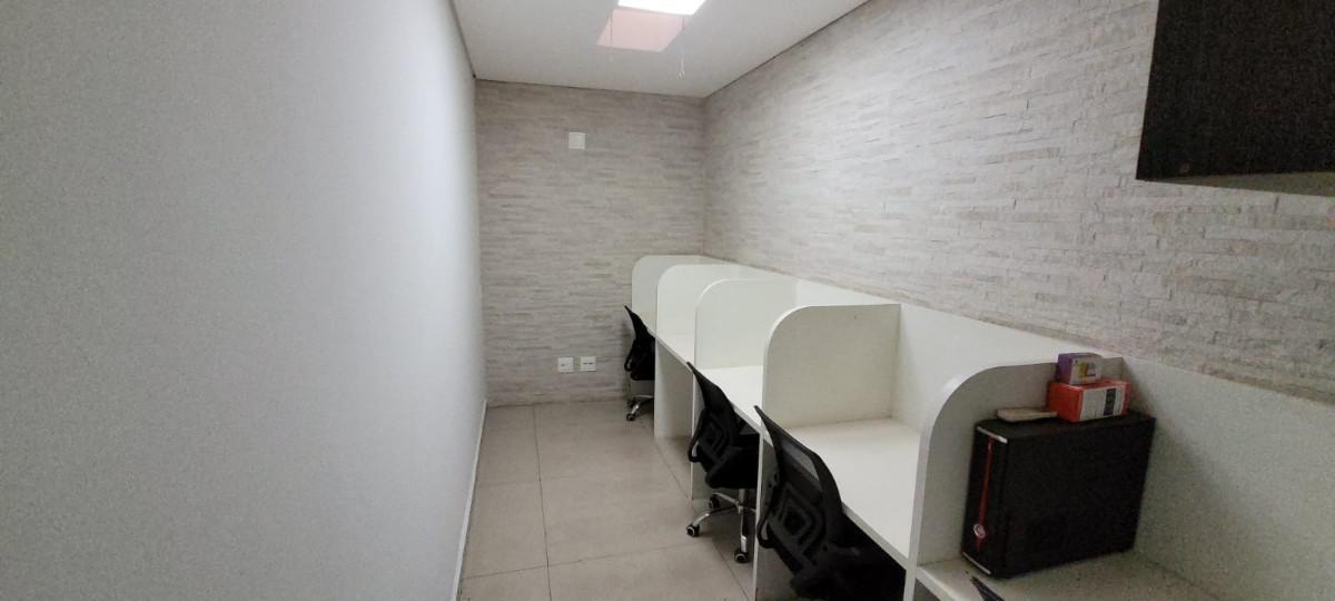Sala, Barro Preto, 0 Quarto, 0 Vaga