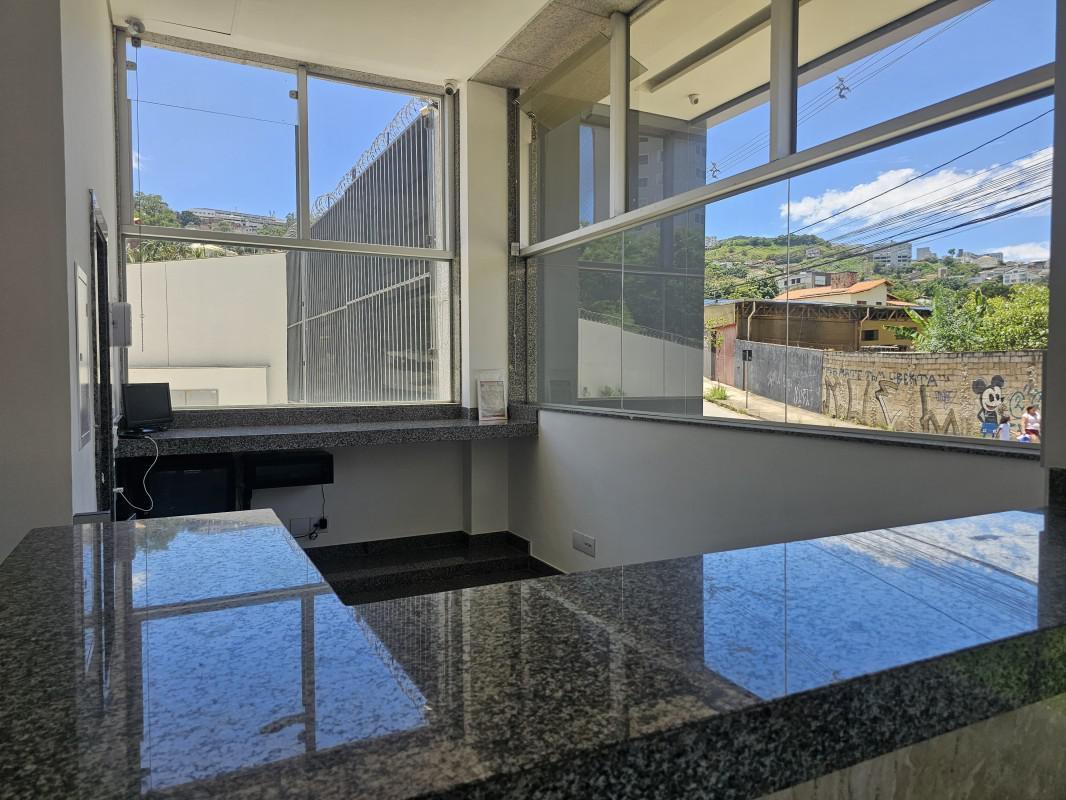 Andar, Estoril, 1 Quarto, 5 Vagas