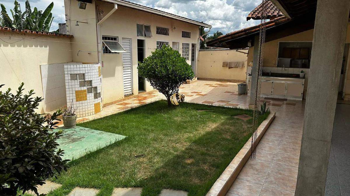 Casa, Vale das Palmeiras, 4 Quartos, 2 Vagas