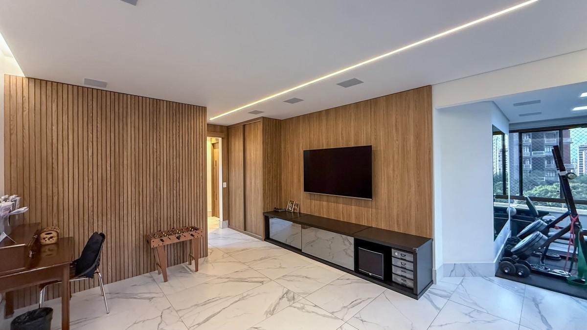 Apartamento, Funcionários, 4 Quartos, 2 Vagas, 2 Suítes