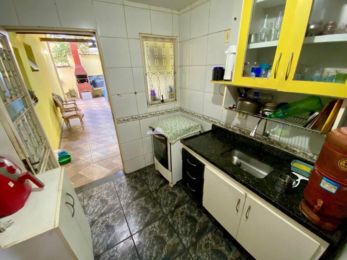 Casa, Santa Branca, 2 Quartos, 1 Vaga, 2 Suítes