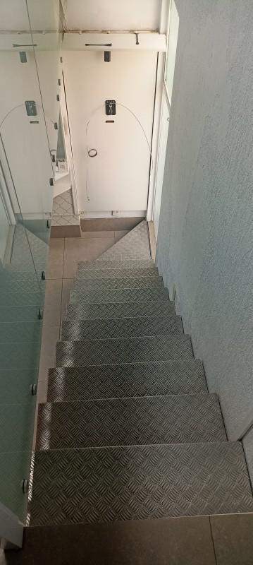 Andar, Lourdes, 0 Quarto, 0 Vaga