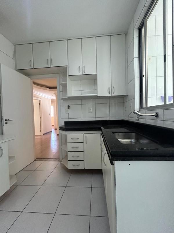 Apartamento, Castelo, 4 Quartos, 2 Vagas, 1 Suíte