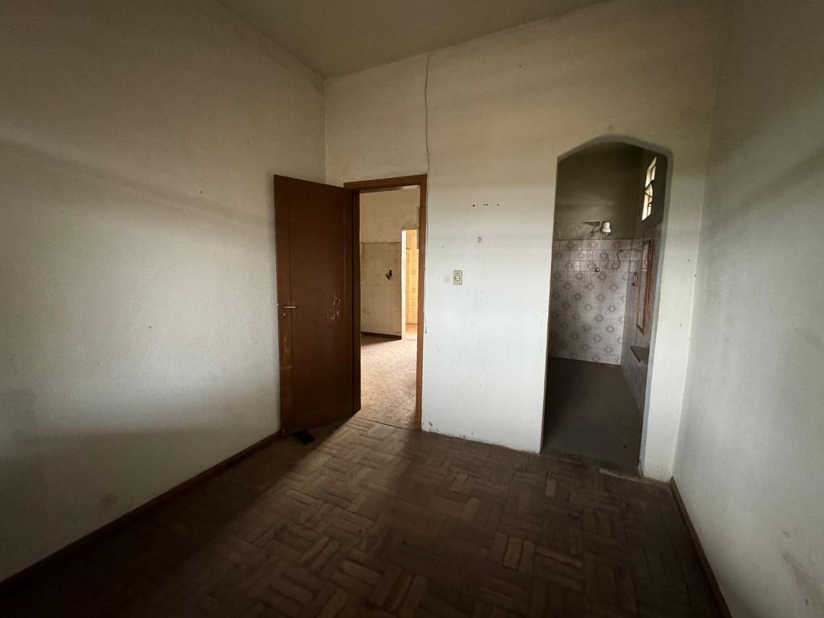 Casa, Santa Cruz, 3 Quartos, 4 Vagas, 1 Suíte