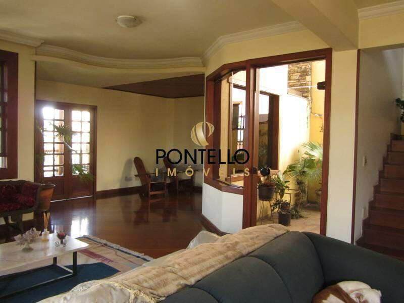 Casa, Alto Caiçaras, 4 Quartos, 0 Vaga, 1 Suíte