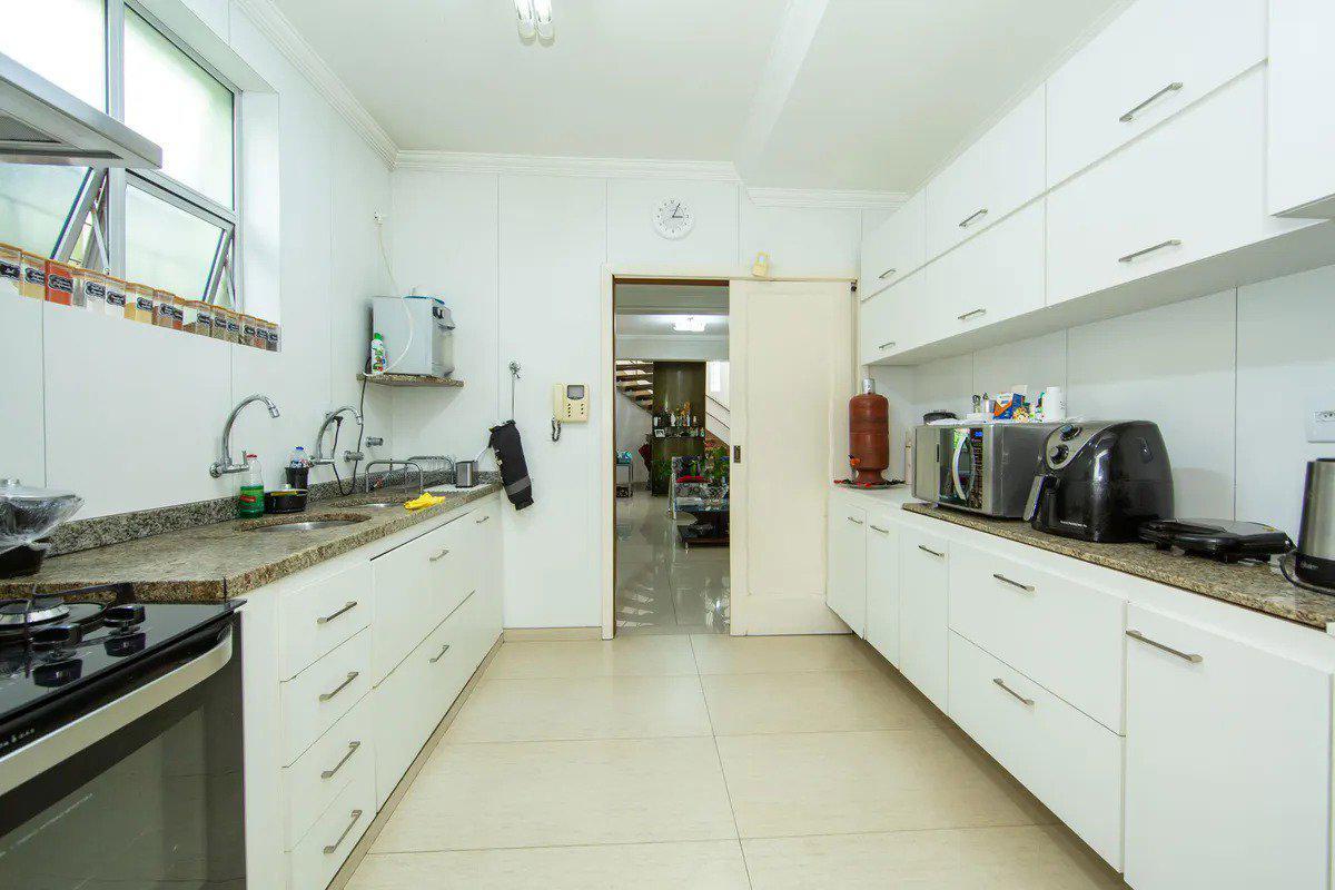 Casa, Prado, 5 Quartos, 6 Vagas, 2 Suítes