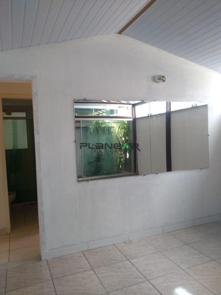 Apartamento, Santa Mônica, 2 Quartos, 1 Vaga