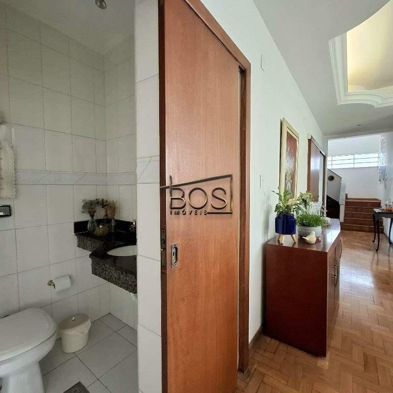 Casa, Serra, 7 Quartos, 5 Vagas, 3 Suítes