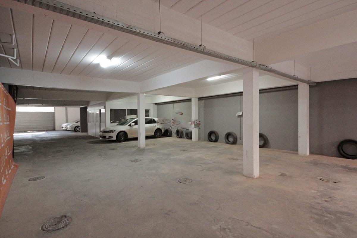 Prédio, Floresta, 0 Quarto, 14 Vagas