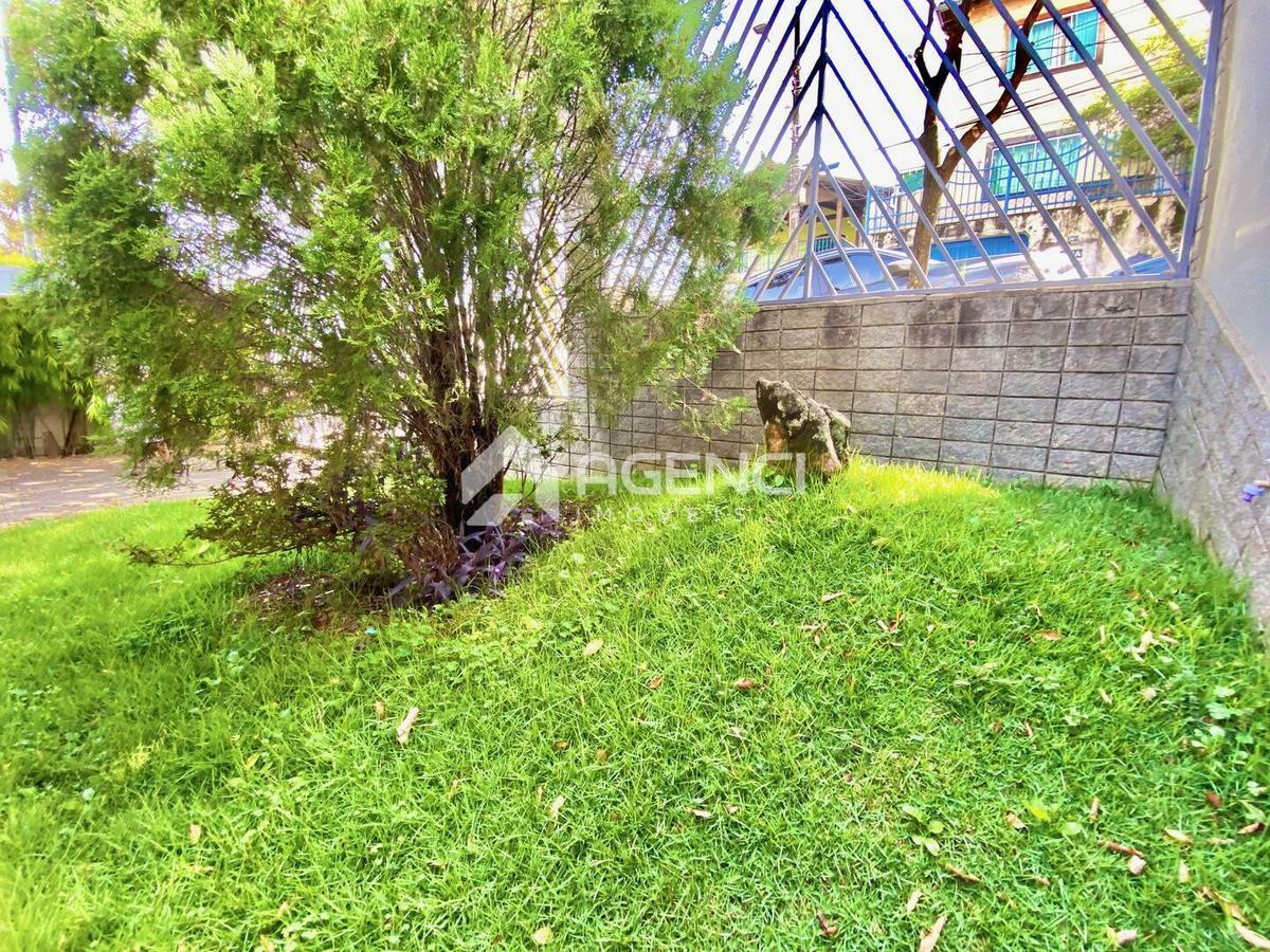 Casa, Camargos, 5 Quartos, 0 Vaga, 1 Suíte