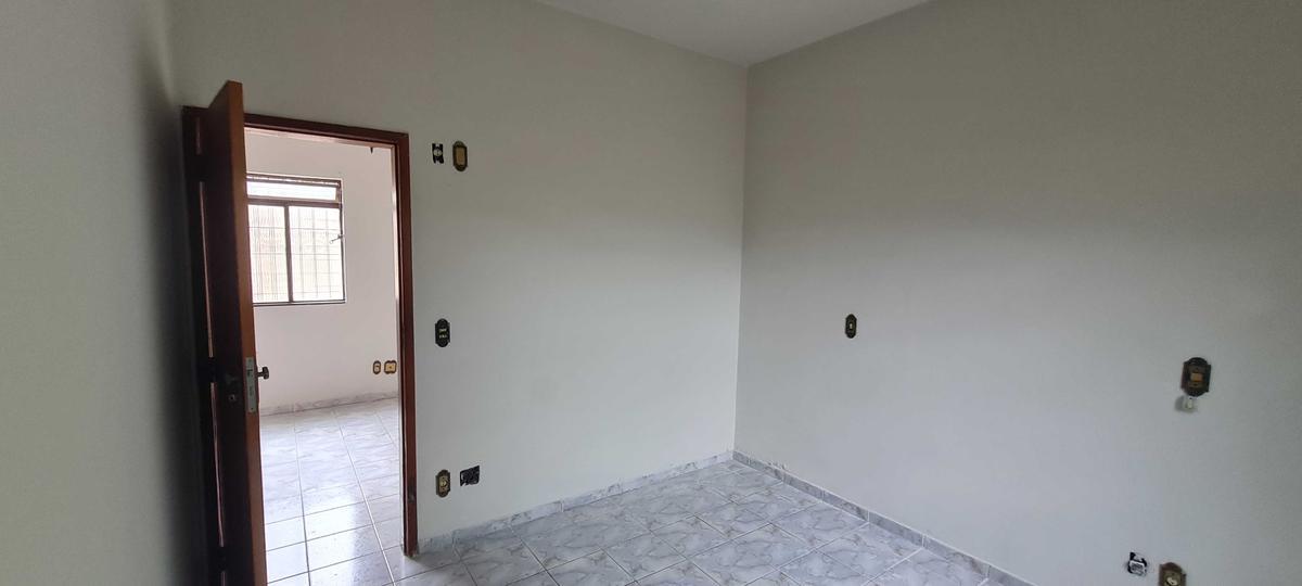 Casa, Jardim Laguna, 2 Quartos, 5 Vagas