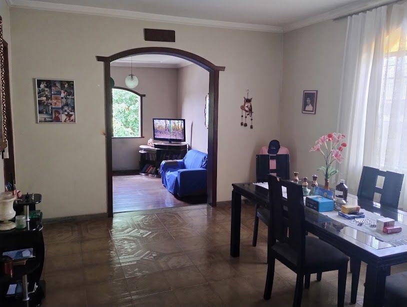 Casa, Nossa Senhora da Saúde, 4 Quartos, 2 Vagas, 1 Suíte