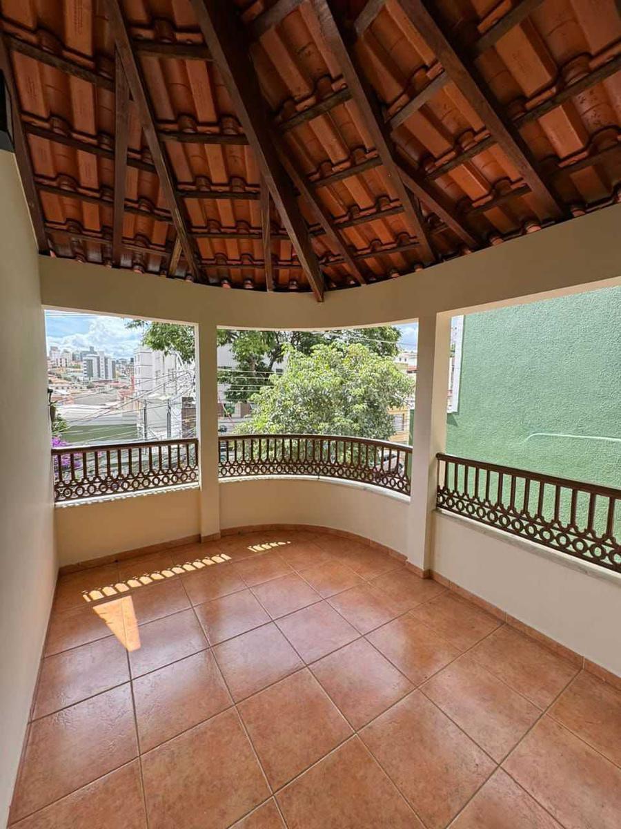 Casa, Sagrada Família, 6 Quartos, 2 Vagas, 2 Suítes