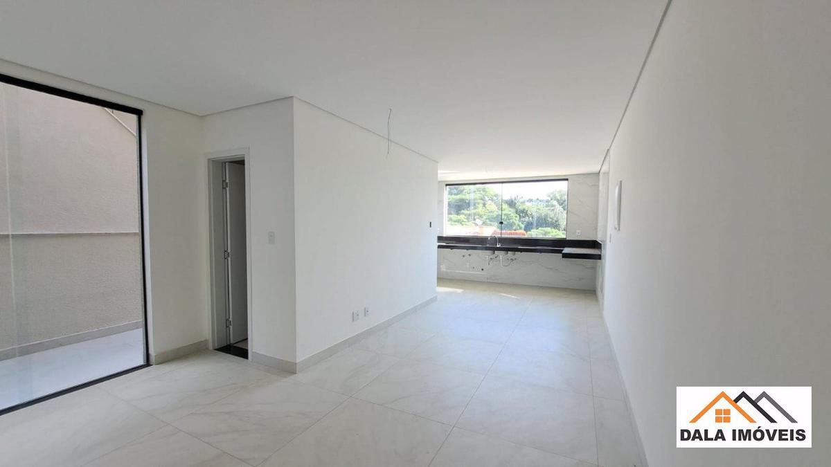 Casa, Santa Branca, 3 Quartos, 2 Vagas, 1 Suíte