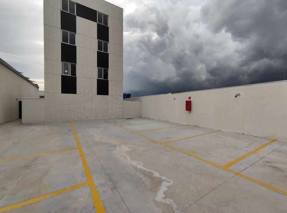 Quitinete, União, 1 Quarto, 7 Vagas