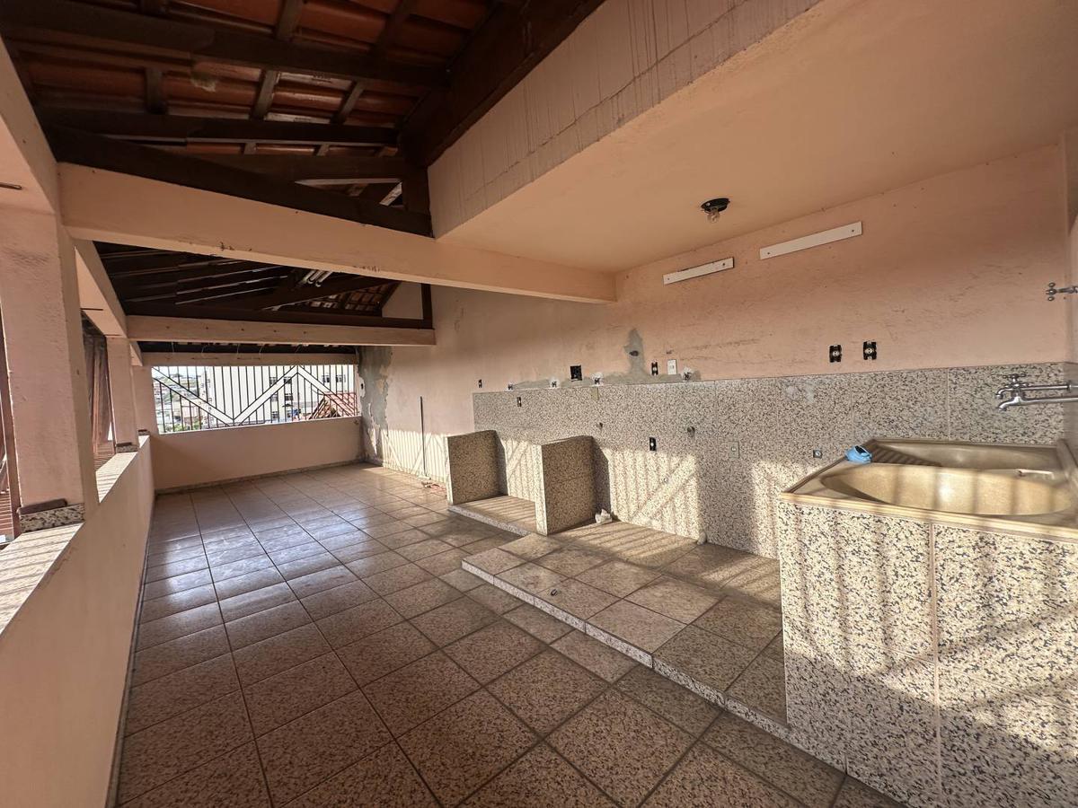 Casa, Veneza, 4 Quartos, 2 Vagas, 1 Suíte