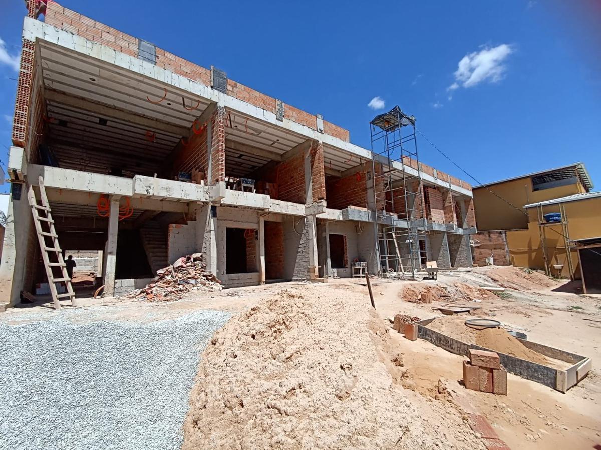 Casa, Céu Azul, 3 Quartos, 2 Vagas, 1 Suíte