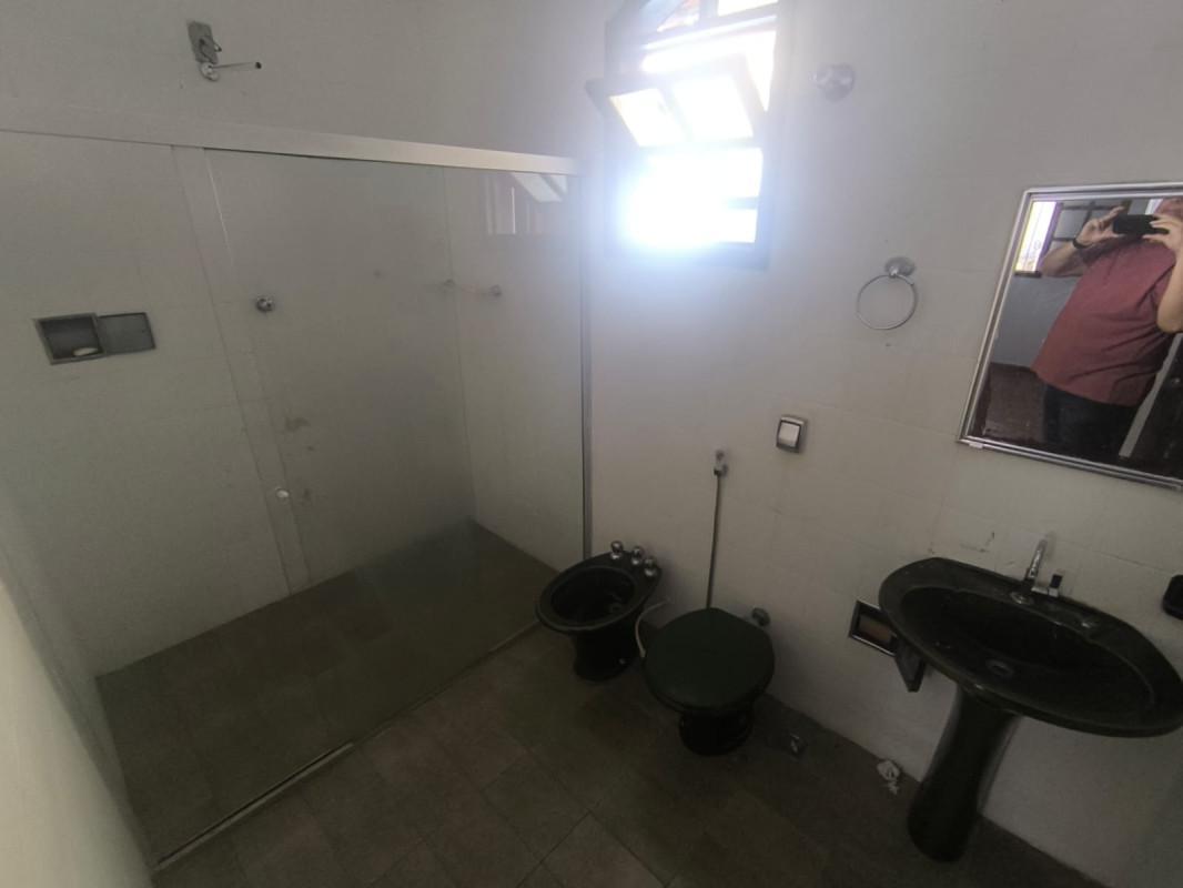 Casa, Santa Cruz, 5 Quartos, 1 Vaga, 1 Suíte