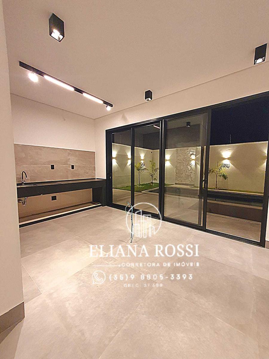 Casa, Vila Paiva, 3 Quartos, 4 Vagas, 3 Suítes