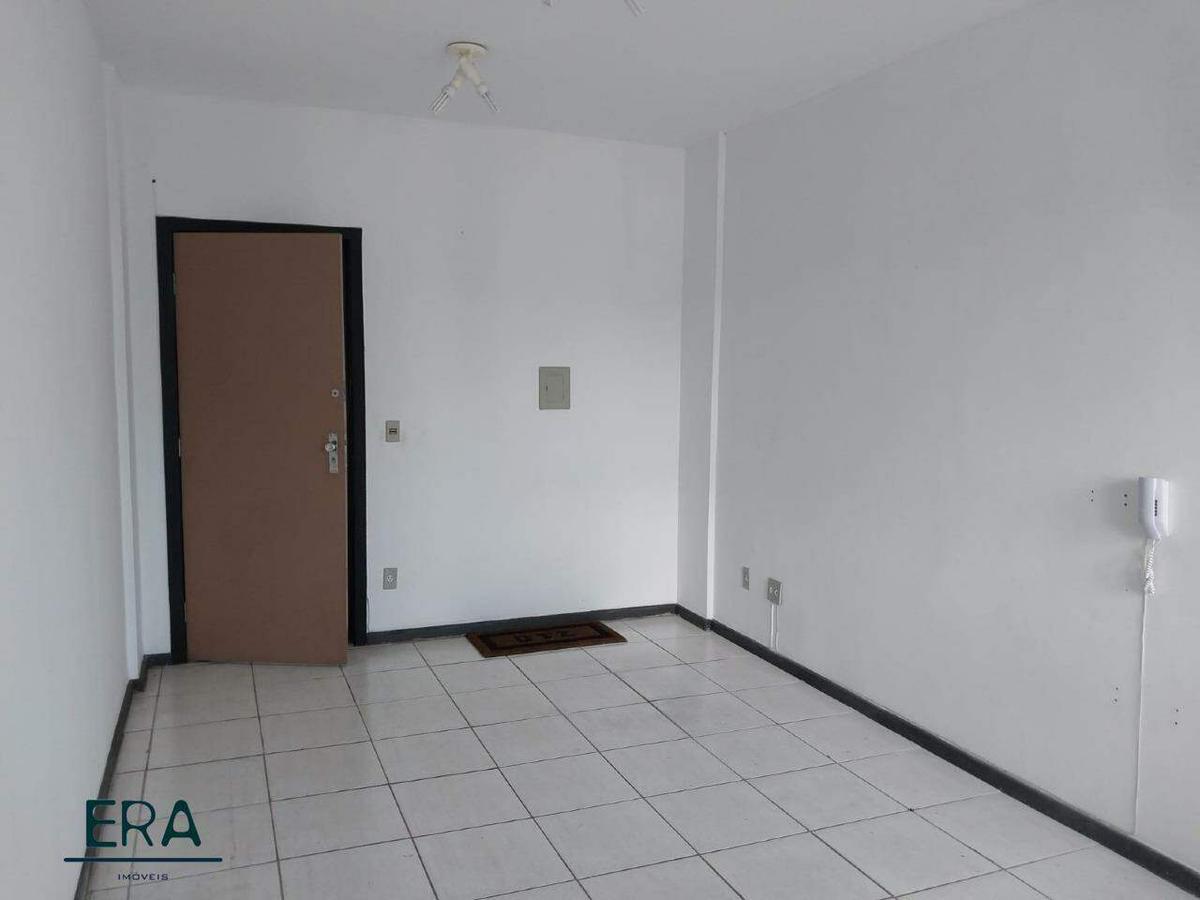 Sala, Estoril, 0 Quarto, 1 Vaga