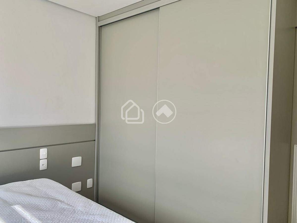 Apartamento, Estoril, 1 Quarto, 1 Vaga, 1 Suíte