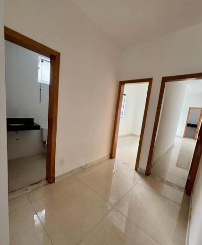 Casa, Vale das Orquídeas, 3 Quartos, 1 Vaga, 1 Suíte