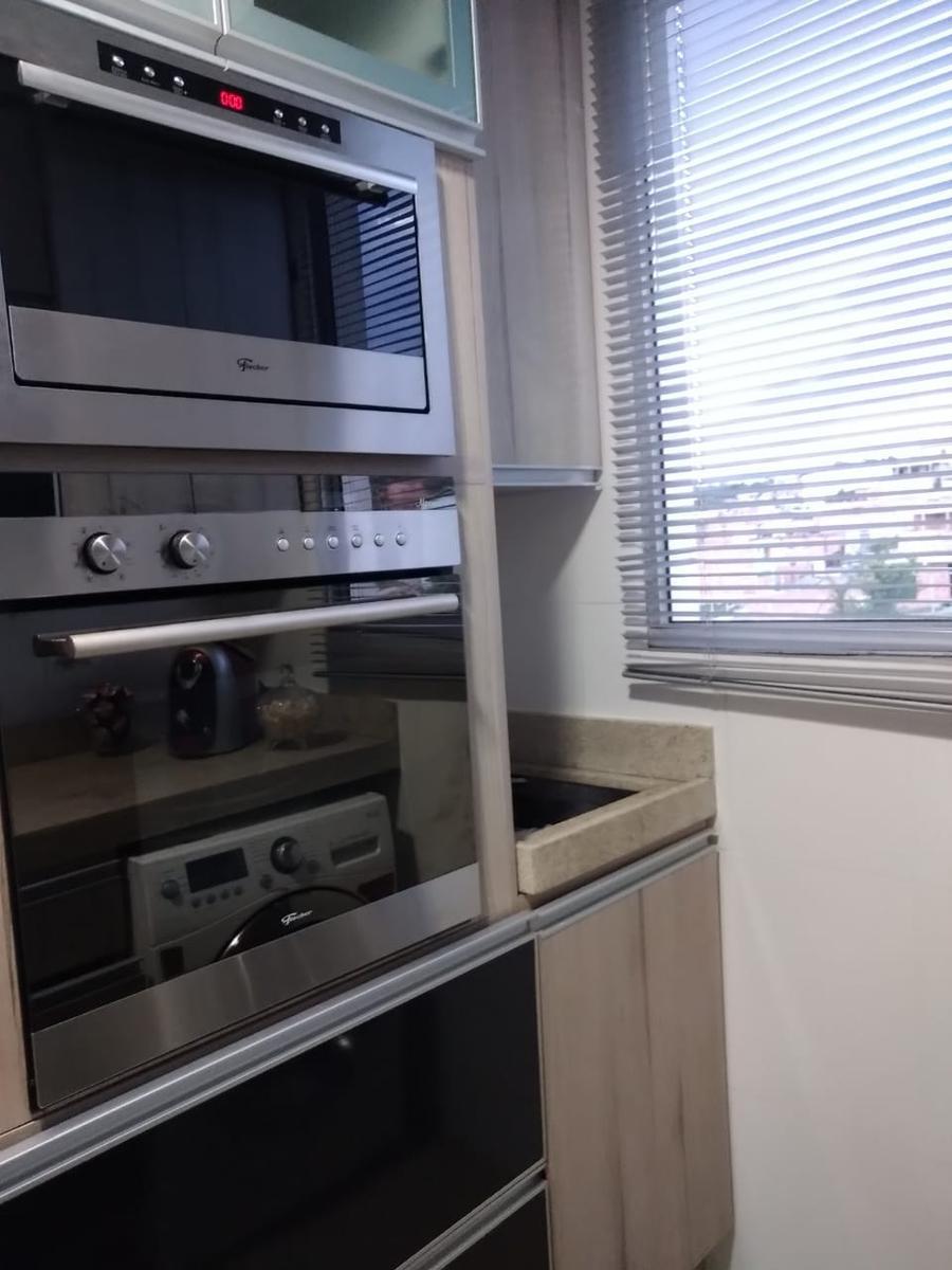 Apartamento, Jardim Vitória, 2 Quartos, 1 Vaga