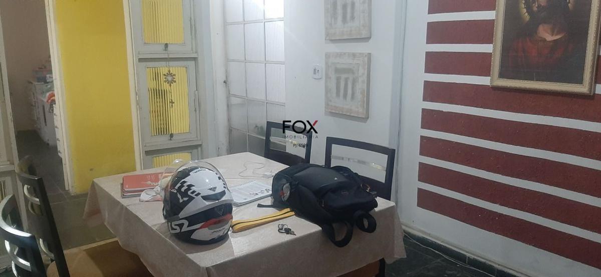 Casa, Jardim América, 3 Quartos, 4 Vagas, 1 Suíte