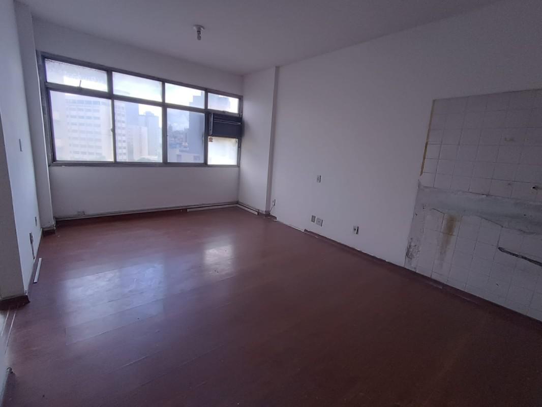 Sala, Centro, 0 Quarto, 0 Vaga