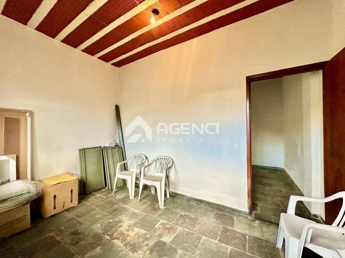 Casa, Santa Maria, 3 Quartos, 0 Vaga, 0 Suíte