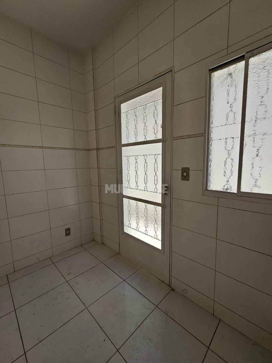 Casa, Itapoã, 2 Quartos, 0 Vaga