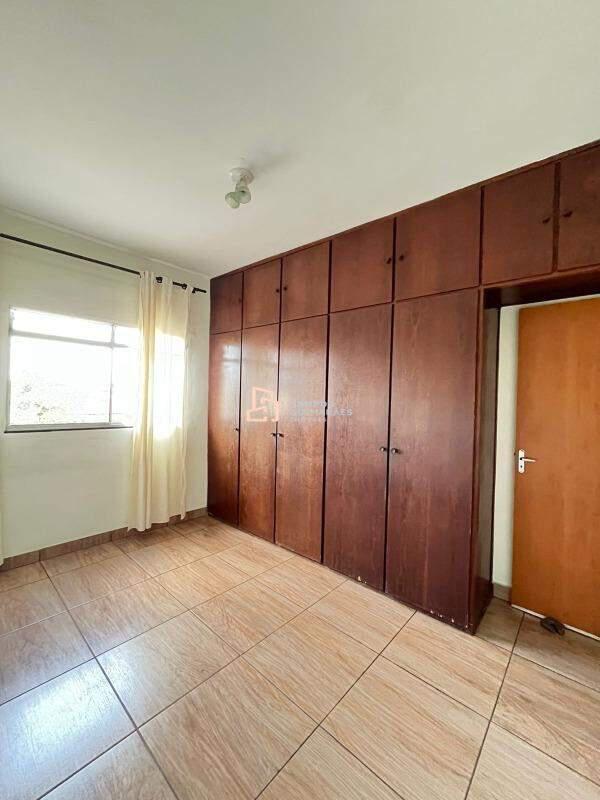 Casa, Coqueiros, 3 Quartos, 4 Vagas, 1 Suíte