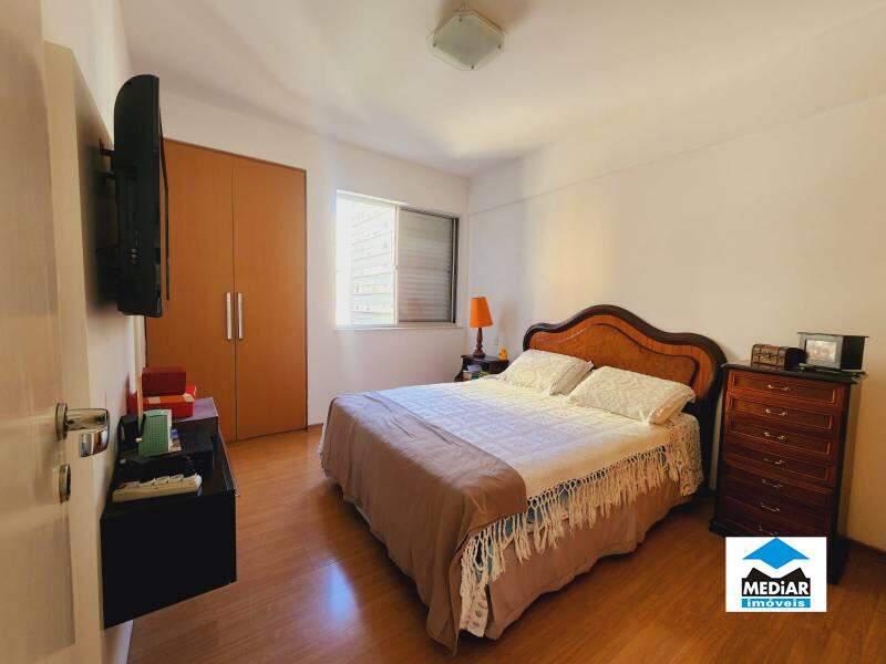 Apartamento, Funcionários, 4 Quartos, 2 Vagas, 1 Suíte