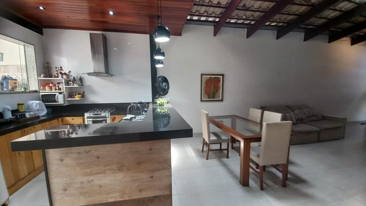 Casa, Betânia, 3 Quartos, 3 Vagas, 2 Suítes