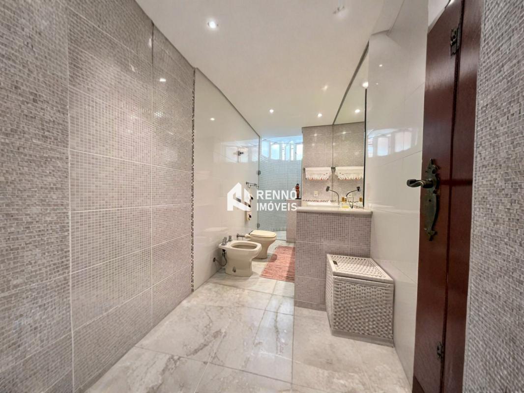 Casa, Cidade Jardim, 5 Quartos, 4 Vagas, 3 Suítes