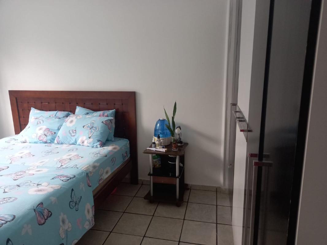 Casa, Jardim Guanabara, 2 Quartos, 2 Vagas, 1 Suíte
