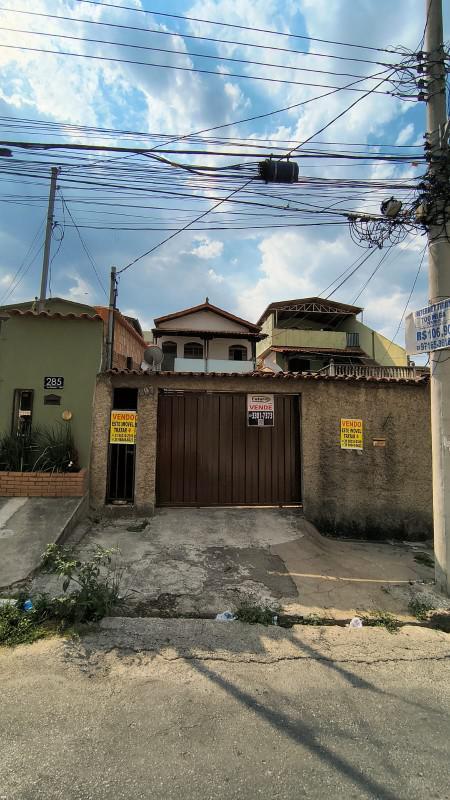 Casa, Industrial, 3 Quartos, 2 Vagas, 1 Suíte