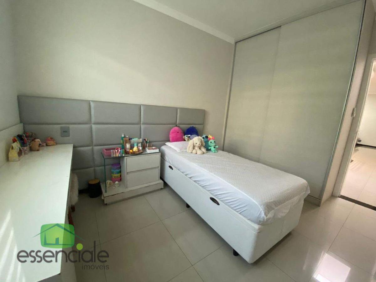 Casa, Europa, 3 Quartos, 3 Vagas, 1 Suíte