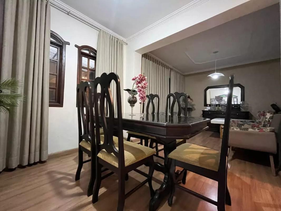 Casa, Santa Helena, 3 Quartos, 2 Vagas, 1 Suíte