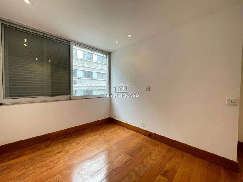 Cobertura, Savassi, 4 Quartos, 3 Vagas, 2 Suítes